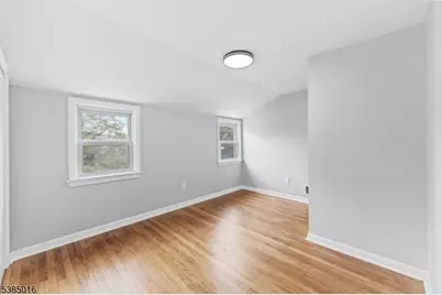 18 Farmingdale Ave, Bloomfield, NJ 07003 - Photo 24