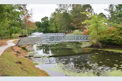 125 Exeter Ct #125, Piscataway Township, NJ 08854 - Photo 2