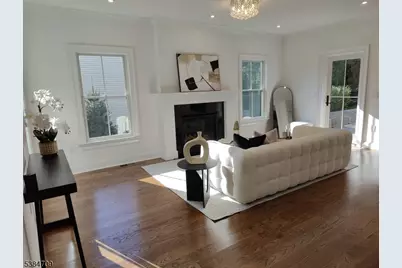 709 Springfield Ave Unit #4, Summit, NJ 07901 - Photo 4