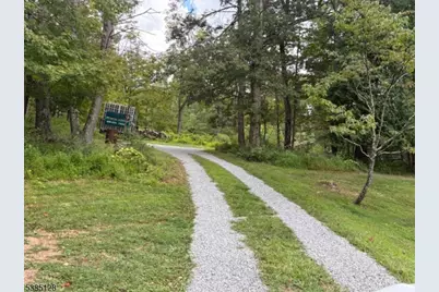 2 Old Chester Gladstone, Chester, NJ 07931 - Photo 1