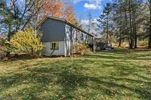 126 Armstrong Rd, Montague, NJ 07827 - Photo 4