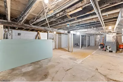 595 15th Ave, Newark, NJ 07103 - Photo 32