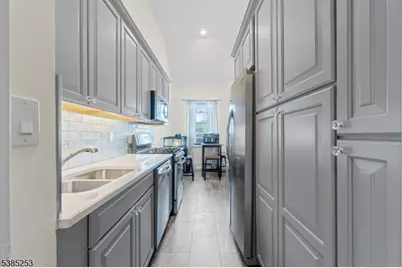 100 E Palisade Ave #A51, Englewood, NJ 07631 - Photo 10