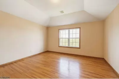 937 Roosevelt Ave, Union Township, NJ 07083 - Photo 18