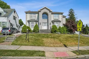 937 Roosevelt Ave, Union Township, NJ 07083 - Photo 2