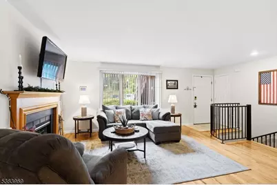 5 Port Royal Dr #7, Vernon, NJ 07462 - Photo 4