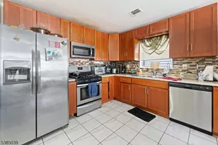 22 Godwin Ave, Paterson, NJ 07501 - Photo 4
