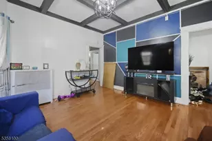 253 S Burnett St, East Orange, NJ 07018 - Photo 36