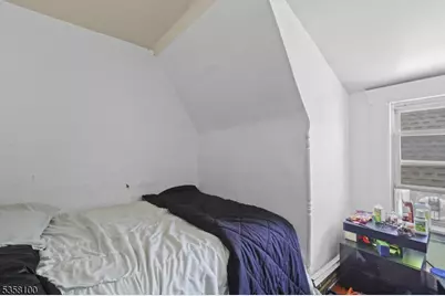 253 S Burnett St, East Orange, NJ 07018 - Photo 10