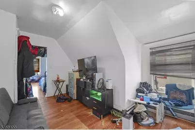 253 S Burnett St, East Orange, NJ 07018 - Photo 6