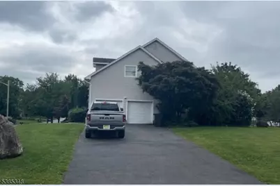 33 McGuire Dr, West Orange Township, NJ 07052 - Photo 4