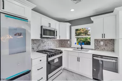 14 Melbourne Ln, Willingboro Twp., NJ 08046 - Photo 4