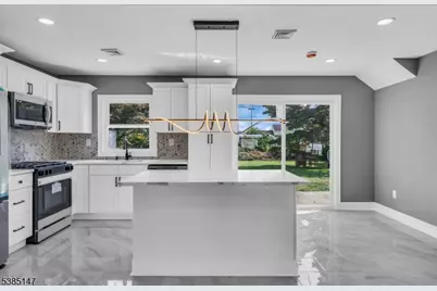 14 Melbourne Ln, Willingboro Twp., NJ 08046 - Photo 1