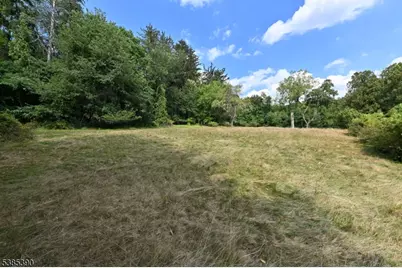 235 Wearimus Rd, Ho Ho Kus, NJ 07423 - Photo 10