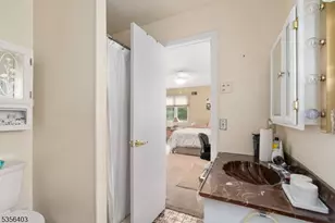 87 Ivy Ln, Bridgewater, NJ 08807 - Photo 14