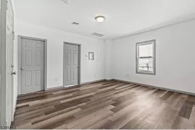 143 Valley Rd Unit #2L, Montclair, NJ 07042 - Photo 4