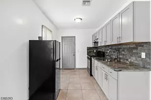 143 Valley Rd Unit, Montclair, NJ 07042 - Photo 10