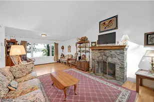 2006 Lakeside Dr, Highland Lakes, NJ 07422 - Photo 8