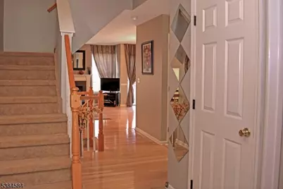 1005 Wendover Ct, Randolph Township, NJ 07869 - Photo 4