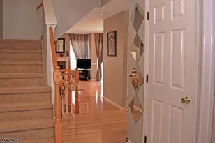 1005 Wendover Ct, Randolph Township, NJ 07869 - Photo 4