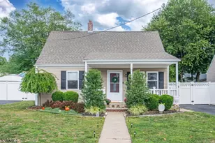 90 Burnside Pl, Wanaque, NJ 07420 - Photo 1