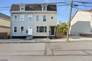 218 Washington St, Phillipsburg, NJ 08865 - Photo 1