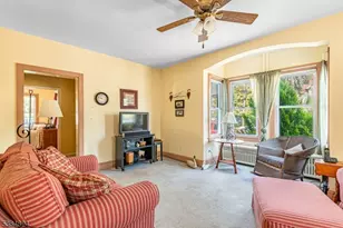 63 Main St, Bloomsbury, NJ 08804 - Photo 2