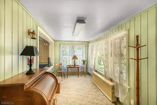 63 Main St, Bloomsbury, NJ 08804 - Photo 16