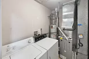 238 Drake Ln, Roxbury Township, NJ 07852 - Photo 10