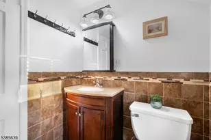 224 Edgar Pl, Elizabeth, NJ 07202 - Photo 30