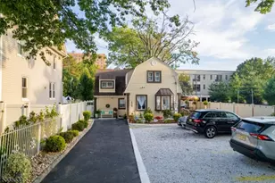 224 Edgar Pl, Elizabeth, NJ 07202 - Photo 2