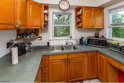 126 W High St, Bound Brook, NJ 08805 - Photo 34