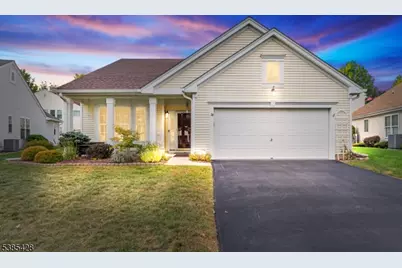 29 Stafford Ln, White Township, NJ 07823 - Photo 1