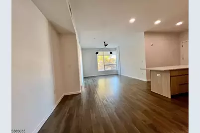 104 Baker St #304, Maplewood Twp., NJ 07040 - Photo 14