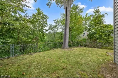 250 Woodcliff Ave, Little Falls Township, NJ 07424 - Photo 26