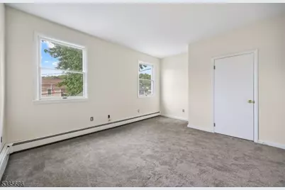 250 Woodcliff Ave, Little Falls Township, NJ 07424 - Photo 20