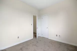 250 Woodcliff Ave, Little Falls Township, NJ 07424 - Photo 24