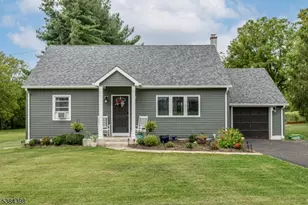 40 Kinnaman Ave, Washington Township, NJ 07882 - Photo 1