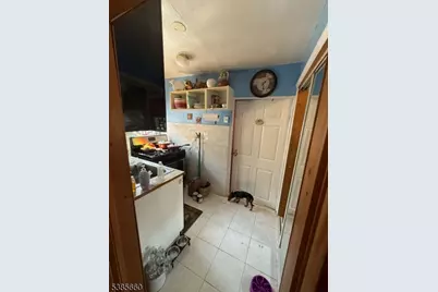 387 Hobart Ave, Haledon, NJ 07508 - Photo 14