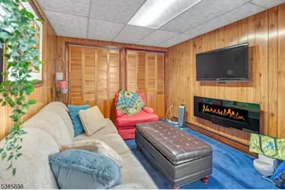 512 Mc Bride Avenue, Woodland Park, NJ 07424 - Photo 2