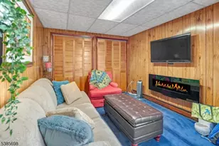 512 McBride Ave, Woodland Park, NJ 07424 - Photo 2