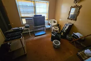 289 A Clerk St, Jersey City, NJ 07304 - Photo 6