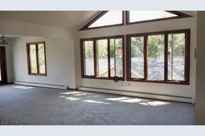 83 Lakeside Dr, Vernon, NJ 07461 - Photo 20