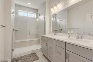 27 Gala Ct, Livingston Twp., NJ 07039 - Photo 12