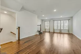 27 Gala Ct, Livingston Twp., NJ 07039 - Photo 6