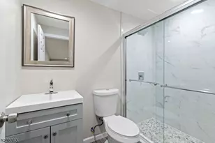 27 Ringwood Ln, West Milford, NJ 07421 - Photo 12