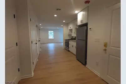 588 Springfield Ave #1, Berkeley Heights Township, NJ 07922 - Photo 2