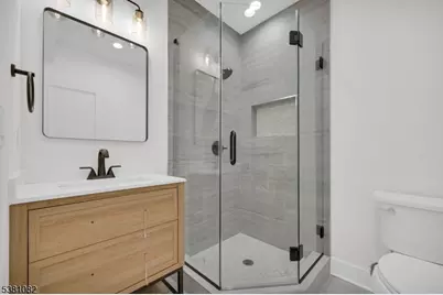 94 E Cedar St, Livingston, NJ 07039 - Photo 32