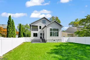 94 E Cedar St, Livingston, NJ 07039 - Photo 34