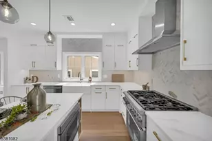 94 E Cedar St, Livingston, NJ 07039 - Photo 8